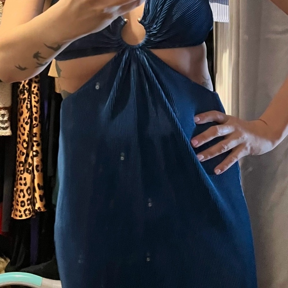 Teal Cutout Dress with Ring Detail - Picture 4 of 4